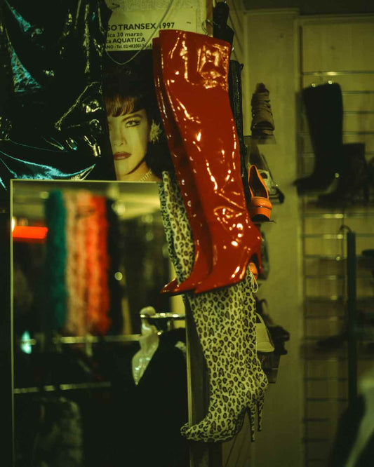 THE NIGHT IS YOUNG PIGALLE 9